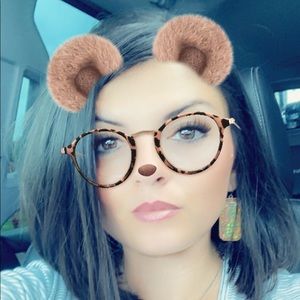 Meet your Posher, Alayce